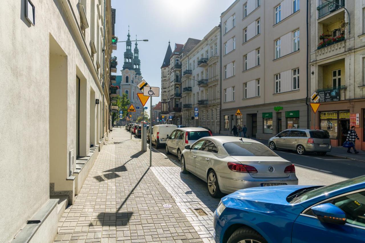 Central Apartments Garbary By Noclegi Renters Poznań Extérieur photo