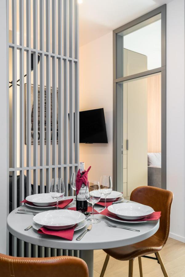 Central Apartments Garbary By Noclegi Renters Poznań Extérieur photo