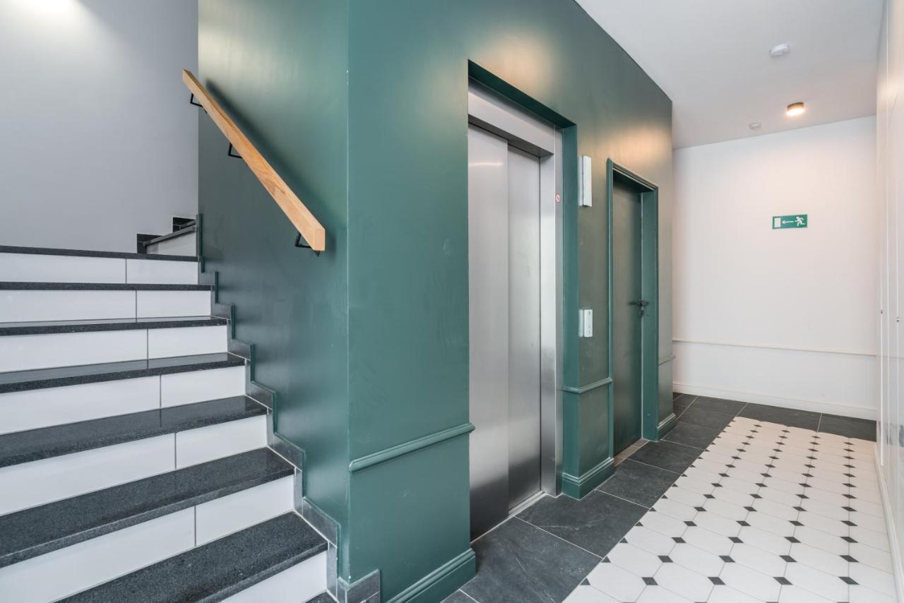 Central Apartments Garbary By Noclegi Renters Poznań Extérieur photo