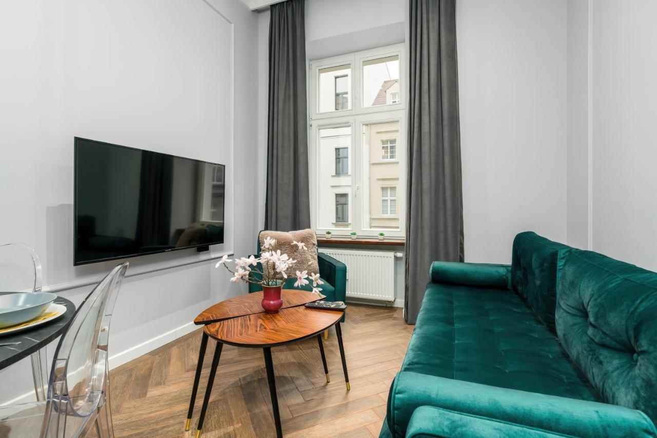 Central Apartments Garbary By Noclegi Renters Poznań Extérieur photo