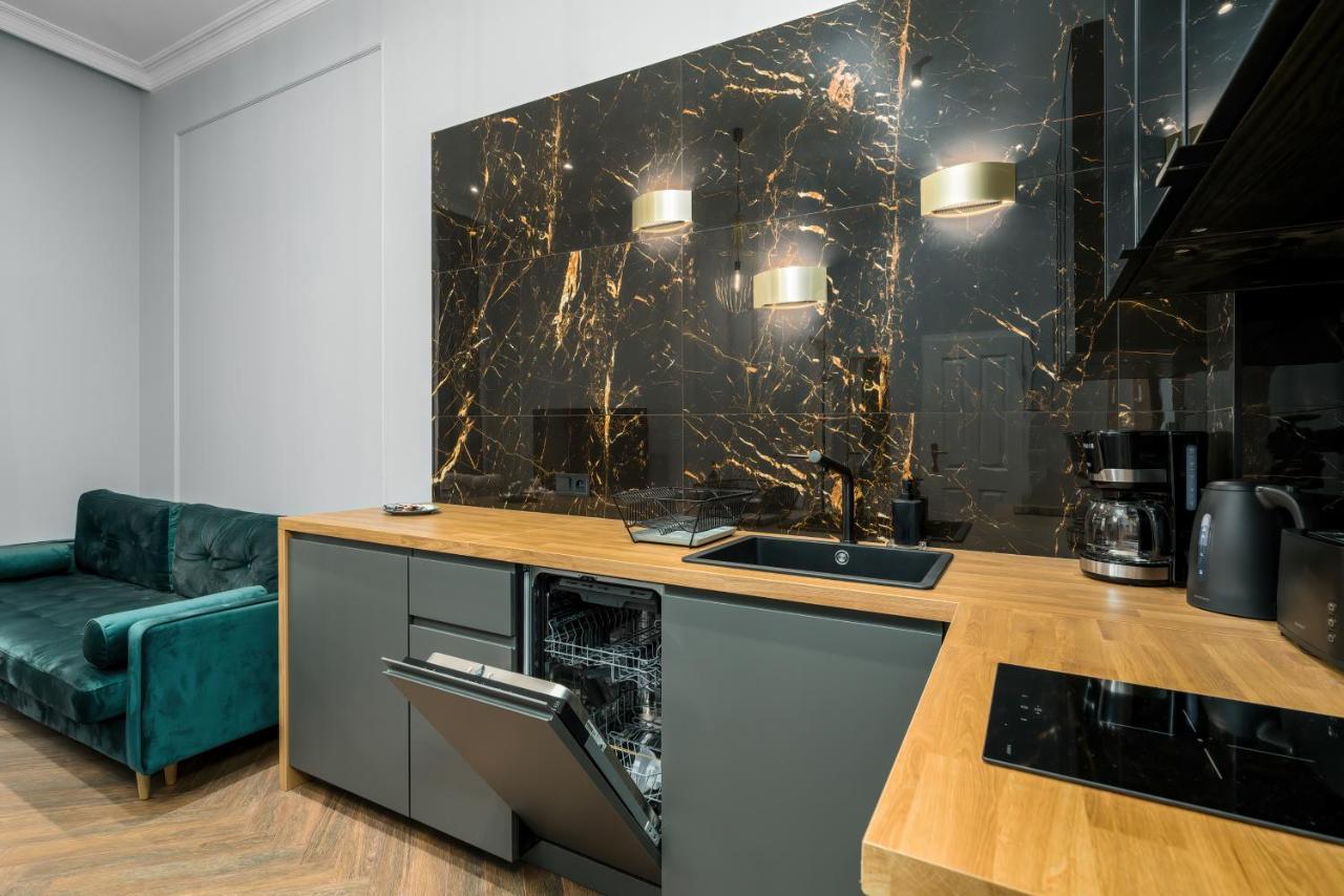 Central Apartments Garbary By Noclegi Renters Poznań Extérieur photo